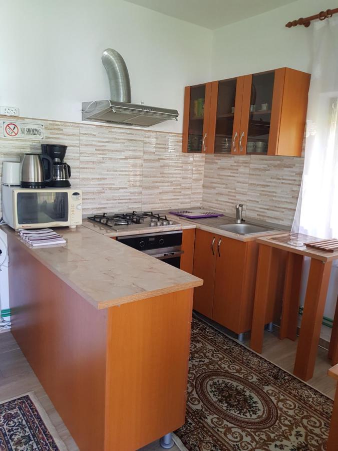 La Bunicu Villa โปโลวรากี ภายนอก รูปภาพ
