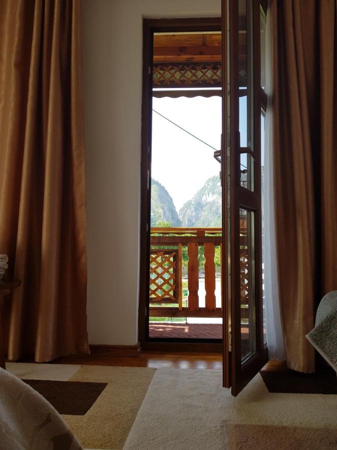 La Bunicu Villa โปโลวรากี ภายนอก รูปภาพ
